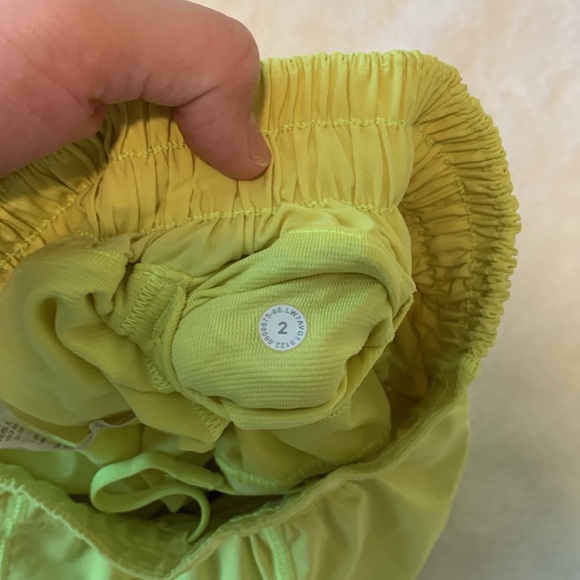 Lululemon Hotty Hots - Picture 4 of 5